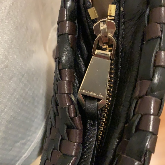 Leather crossbody bag - Picture 7 of 16